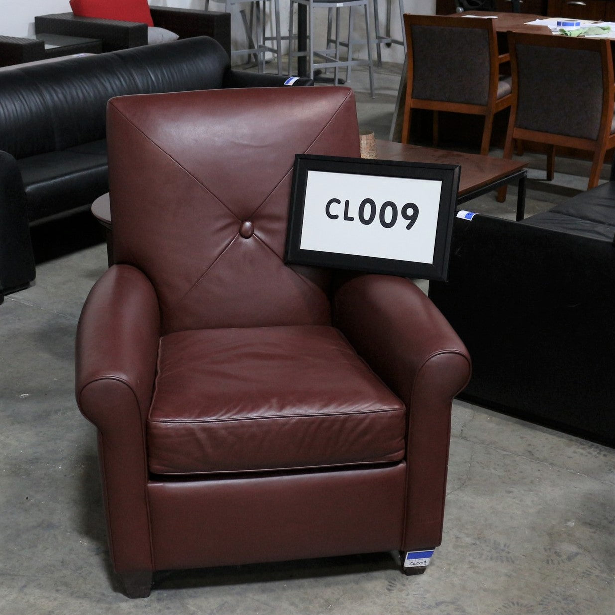 Lounge Chair Maroon Leather