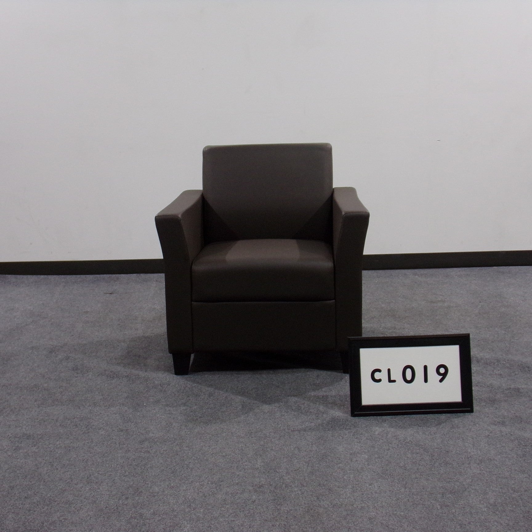 Ideon "Composium" Lounge Chair Brown vinyl and flare arm
