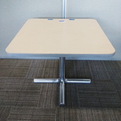 36 x 36 table beige with chrome X base (064)