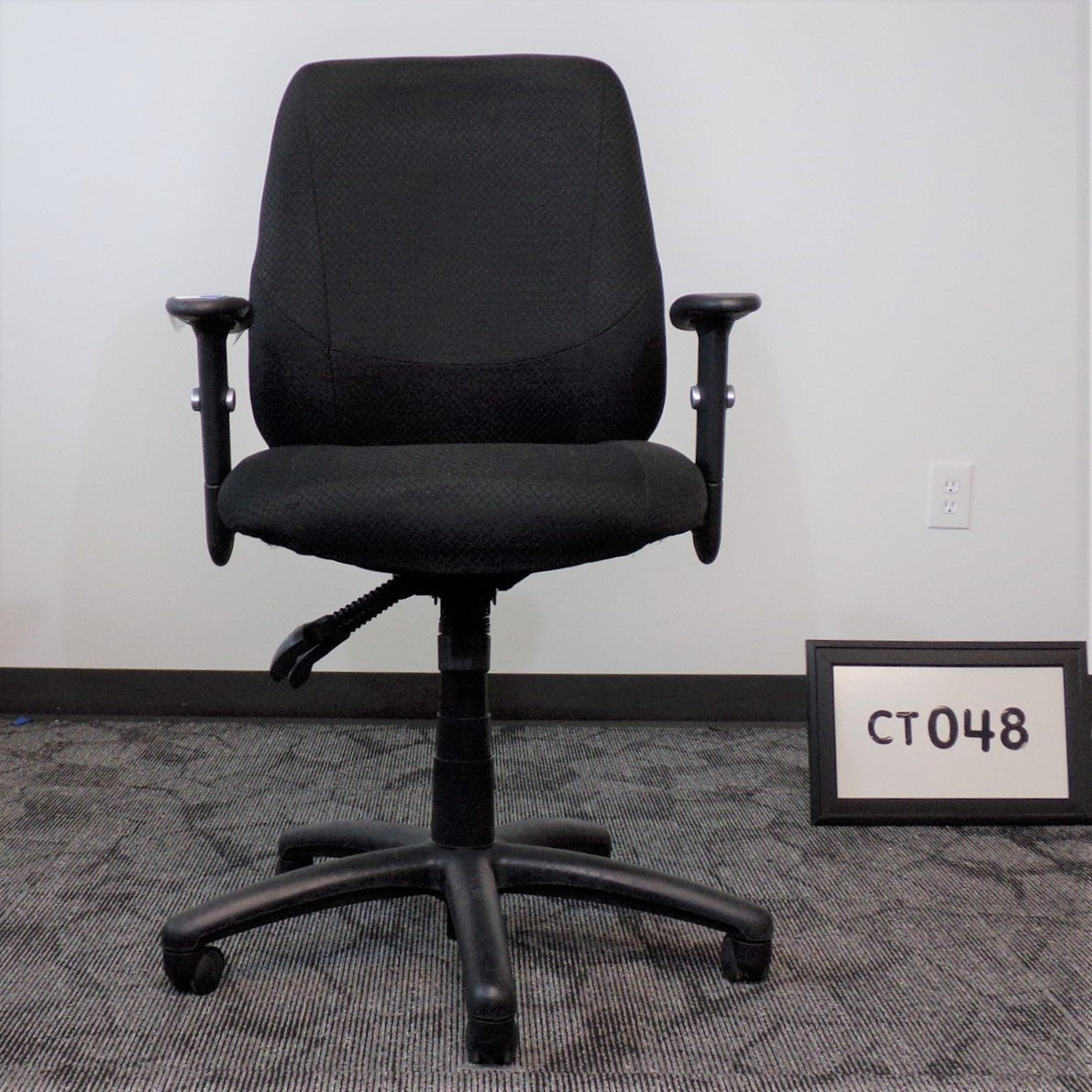 Black Fabric Task Chair
