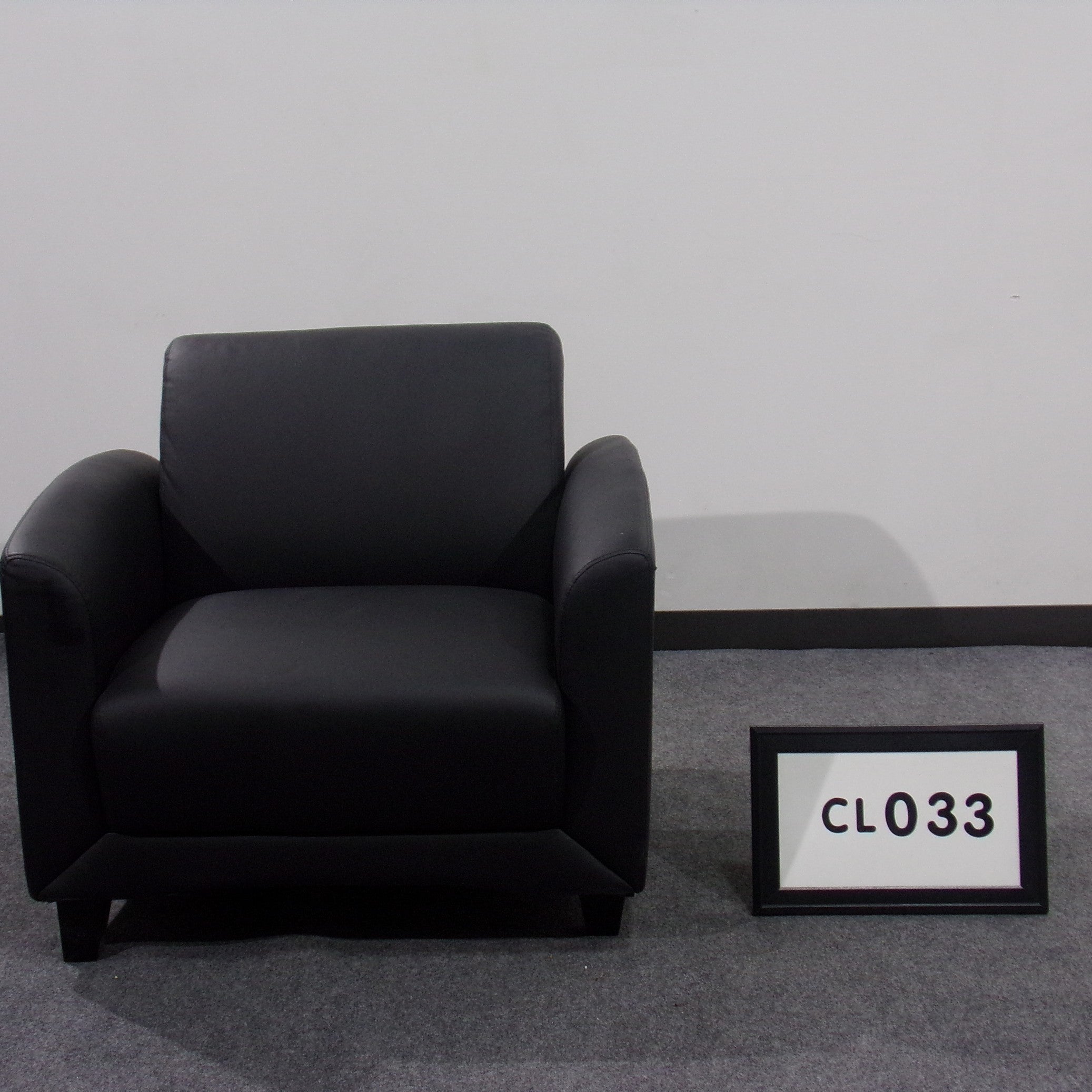 Club Chair Black vinyl w/ square legs