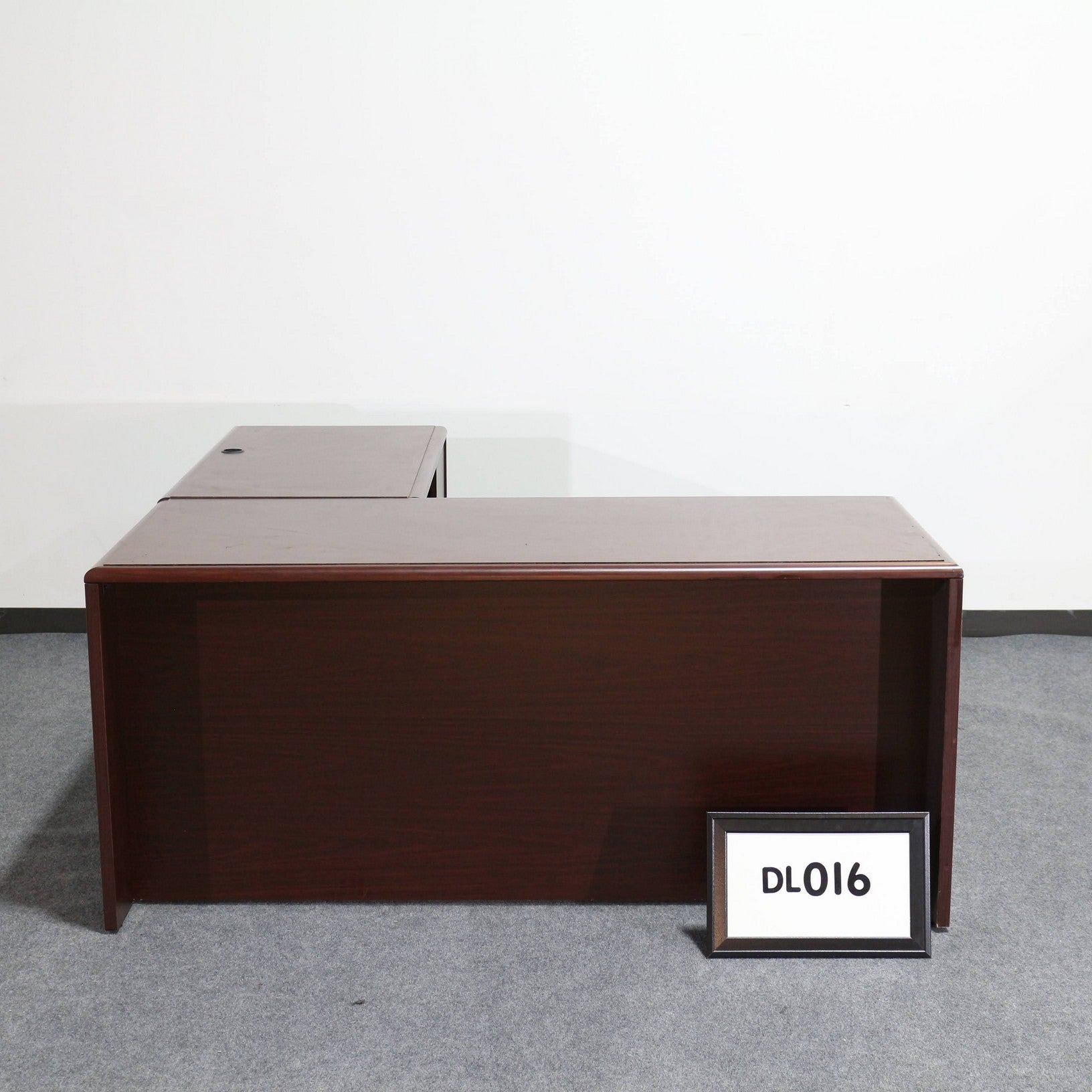 National Arrowood L-shaped desk with right return Desk: 66" x 30" BBF Ped.Return: 42" x 24" FF