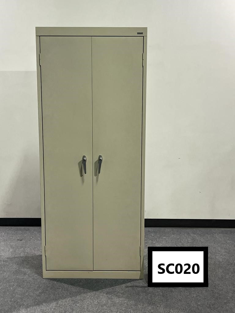 SANDUSKY Storage Cabinet Beige metal w/ 4 shelves 30" x 72" x 18"