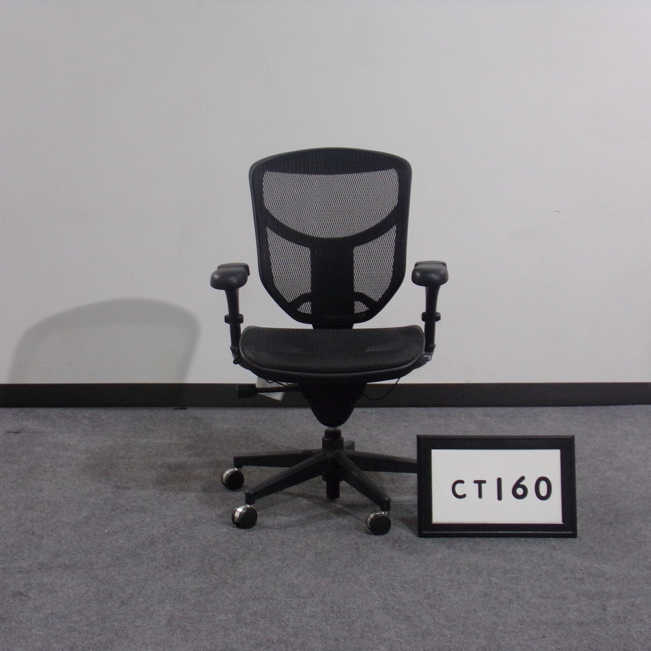 Quantum Task chair Black mesh seat and back Multifunction arms (height and width) Seat slider