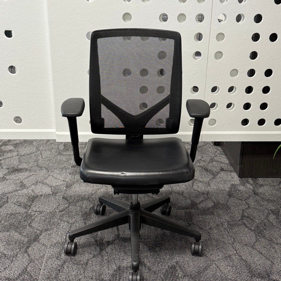Allsteel Relate chairblack mesh with black vinyl seat