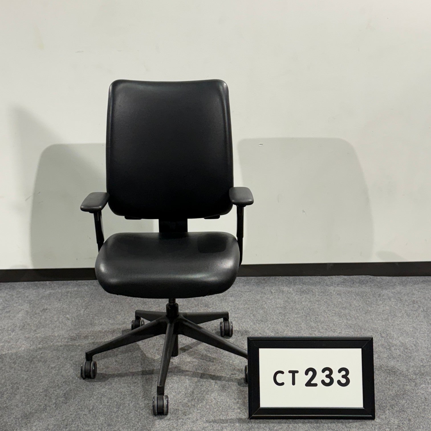 Steelcase Black vinyl task chair