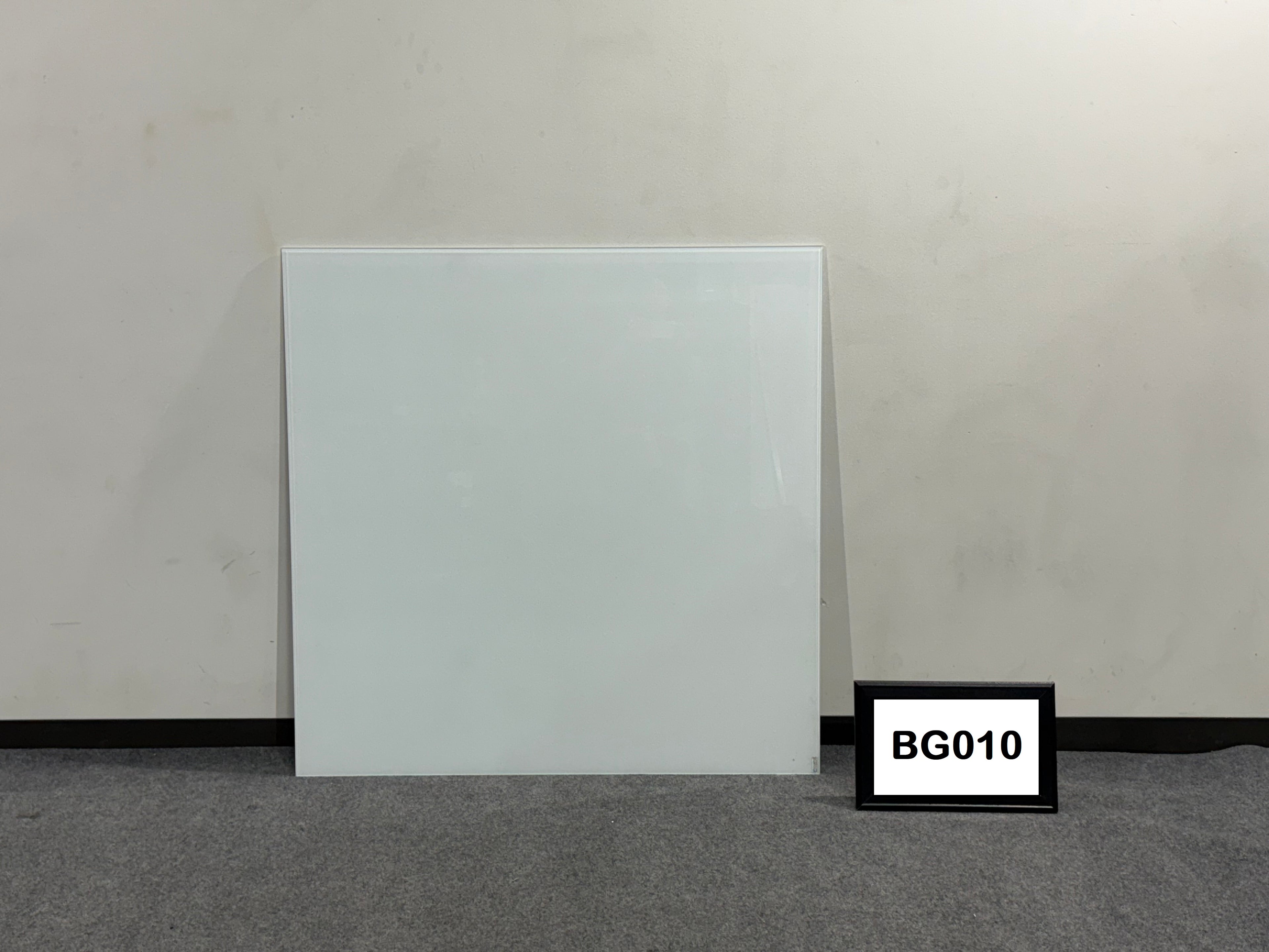 4' x 4' Clarus Magnetic Glass board