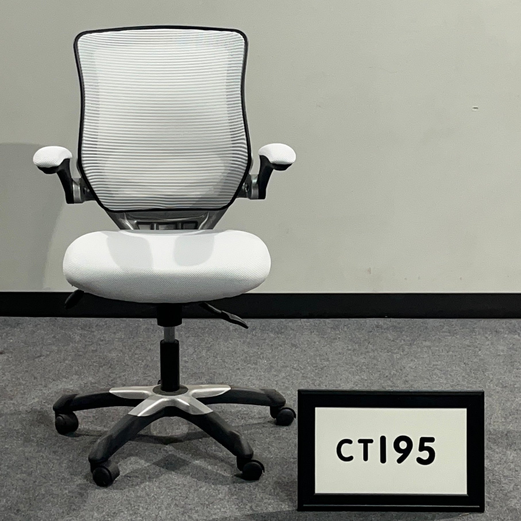 New Modway Task Chair White, mesh seat, back and arms