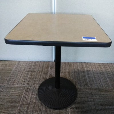 24 x 24 table grey with disc (068)