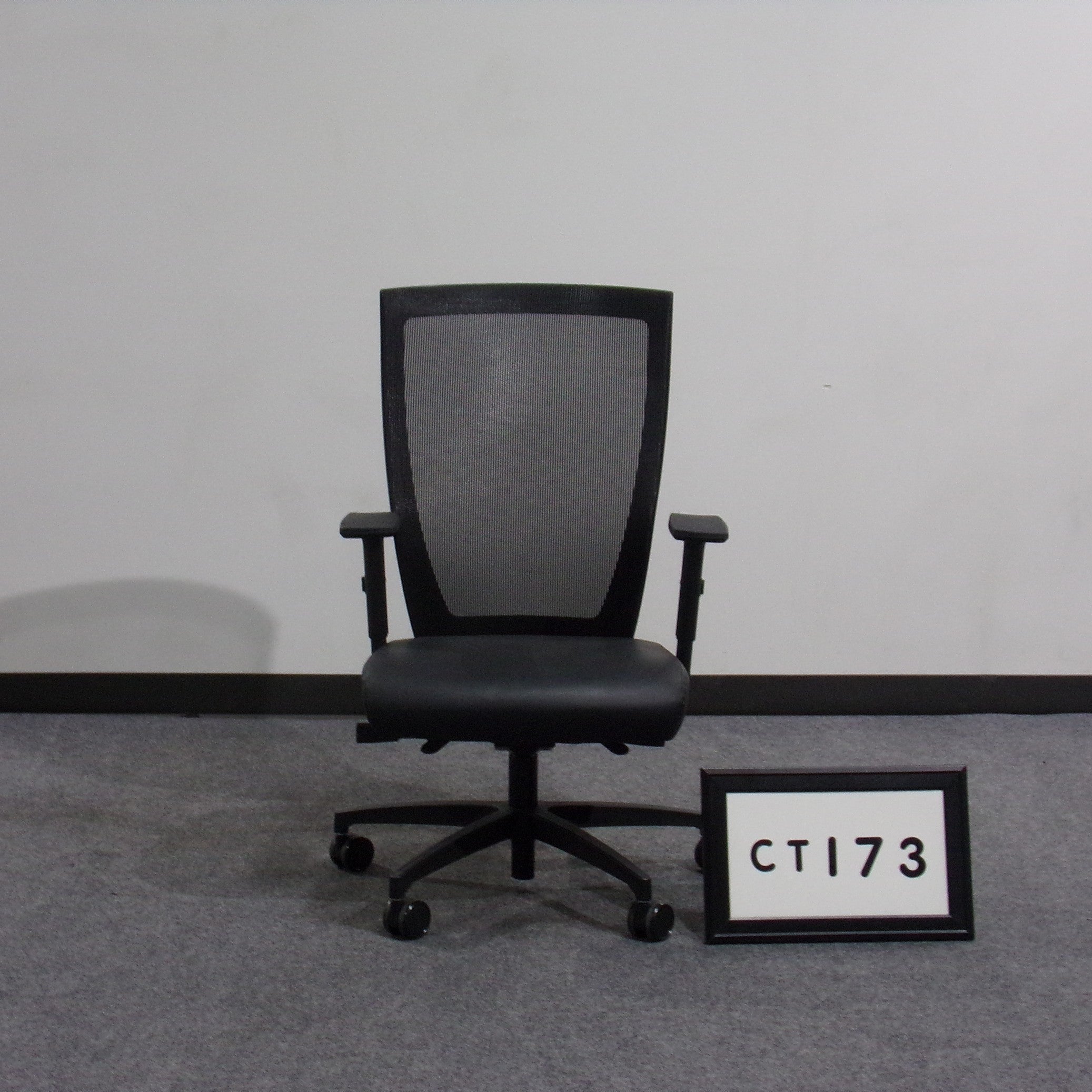 Via Run II Highback task chair Height adjustable Tilt lock Adjustable arms High back Black mesh