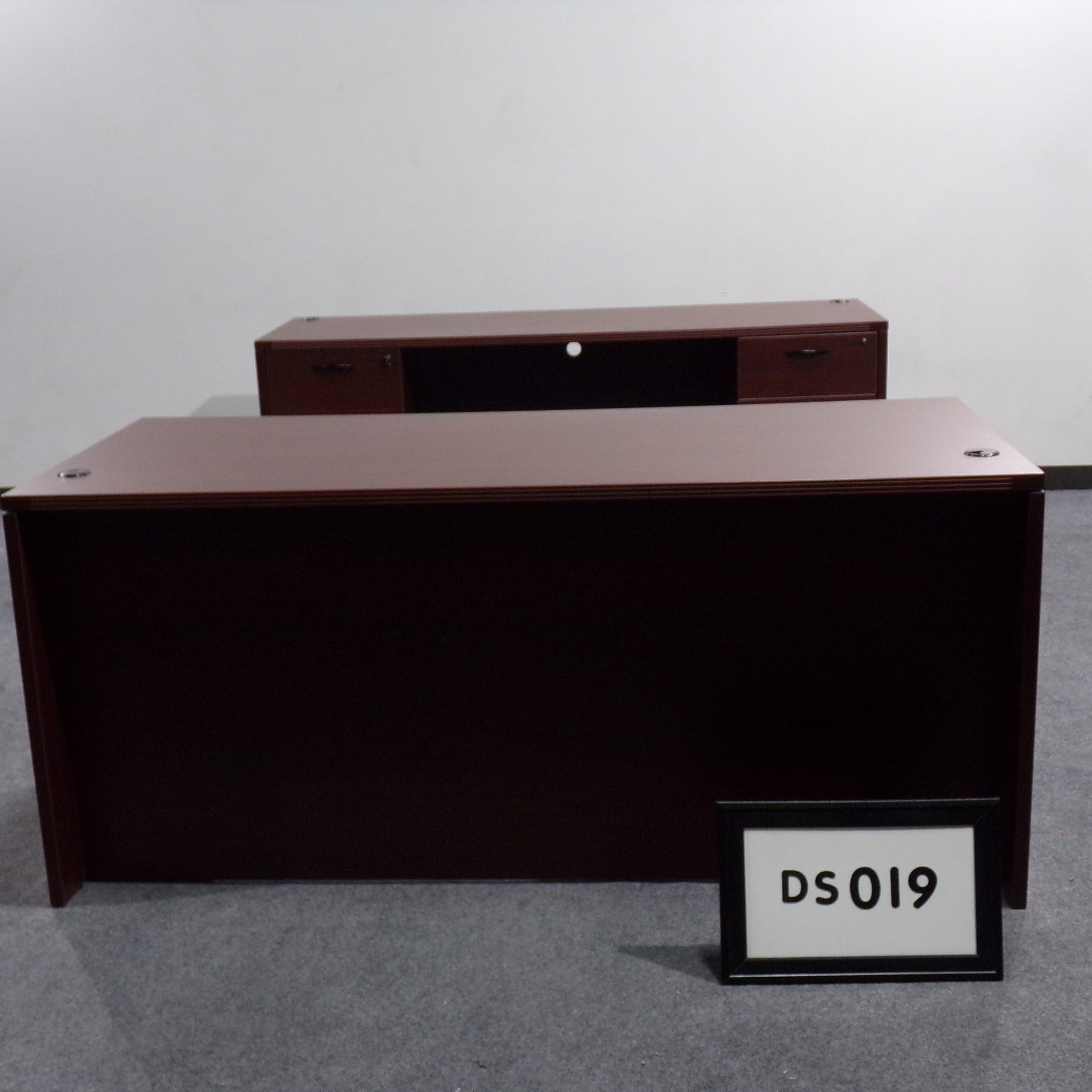 Desk sets reeded edge  mahogany desk 66" x 30"  with 2-BF credenza 71" x 24" with 2-BF