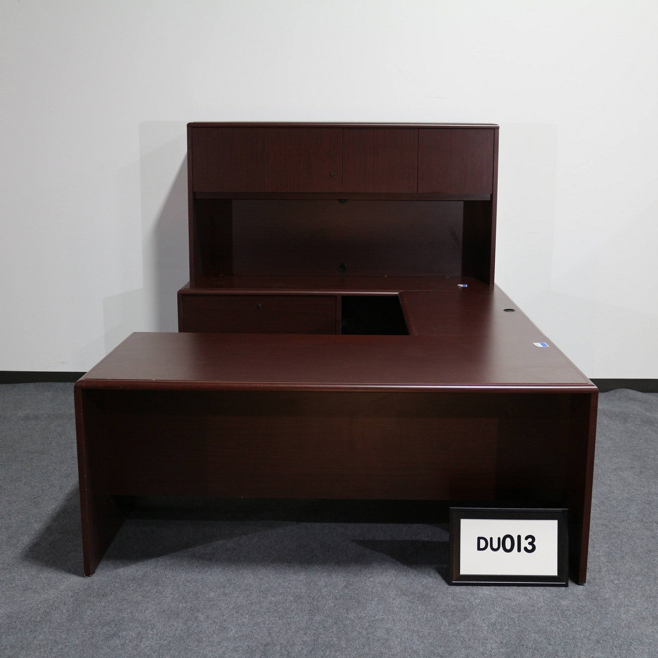 KIMBALL/NATIONAL U-Shape Desk (Left Hand) Mahogany with Hutch. Desk w/BF 72" x 36" / Bridge- 48" x 2