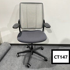 Humanscale Smart task chair - black and silver