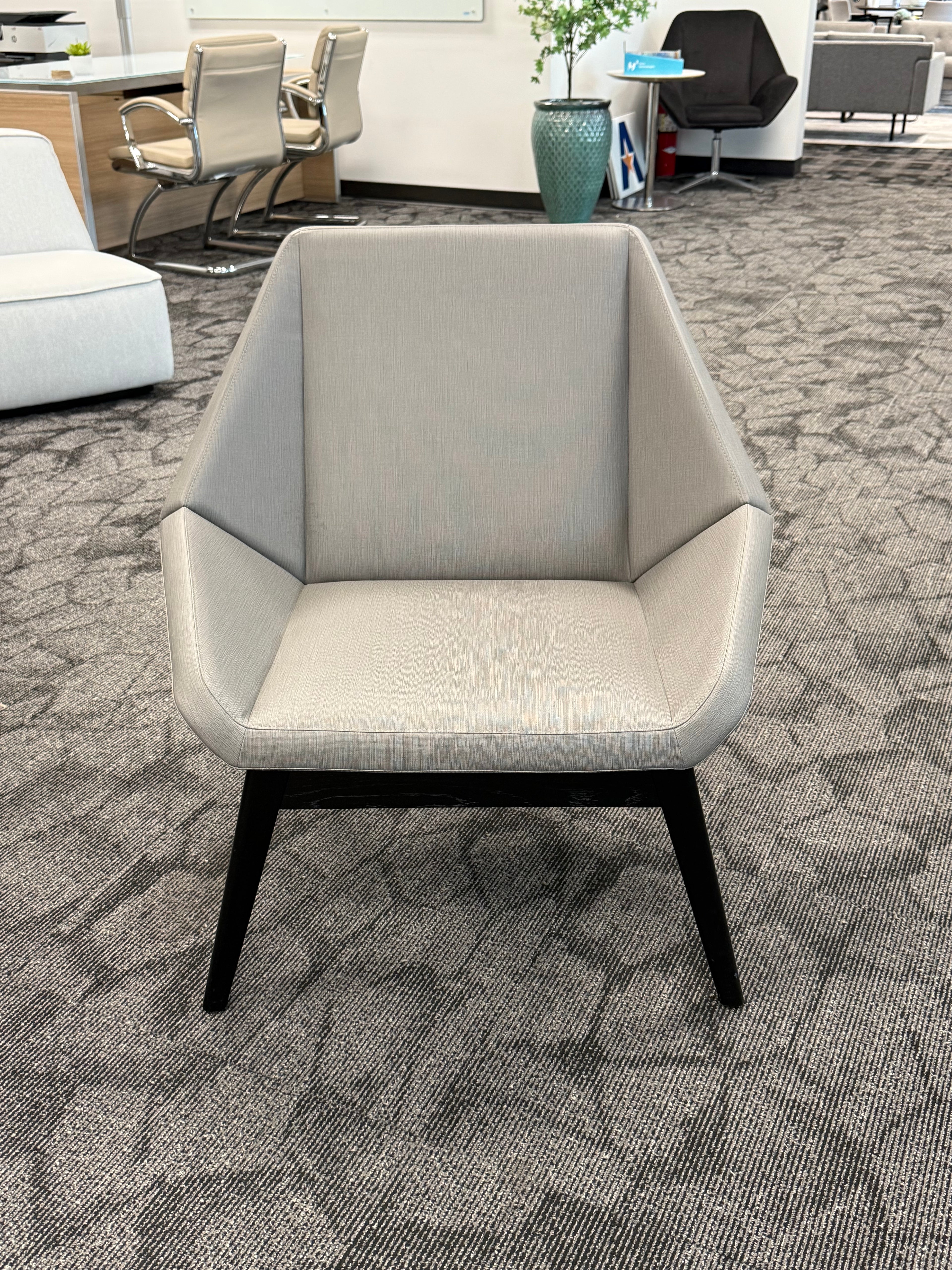 Nios midback lounge chair grey vinyl with black legs- by 5D studio