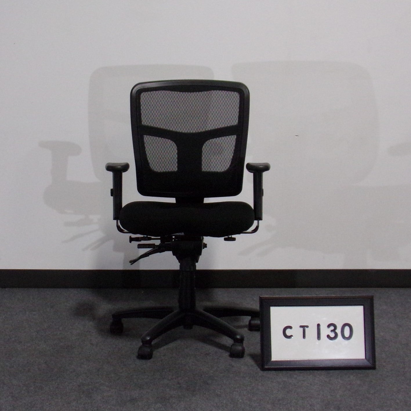 Mid back task chair black, 3-paddle, mesh back,  Height adjustable, rachet back, seat slider, front