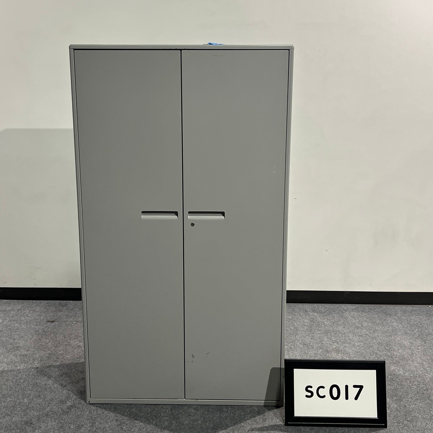 STEELCASE Storage Cabinet Gray w/ 3 shelves 36" x 64" x 18"