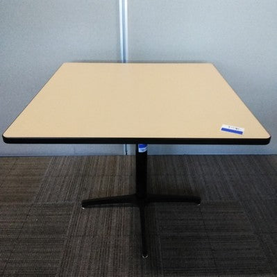 36 x 36 table beige with X base (062)