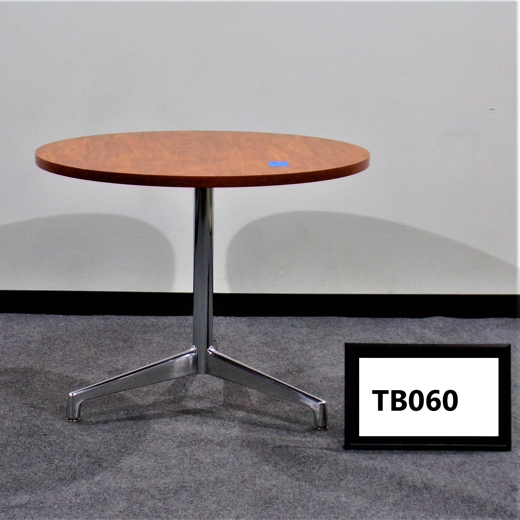 Cherry laminate breakroom table with chrome base 30"