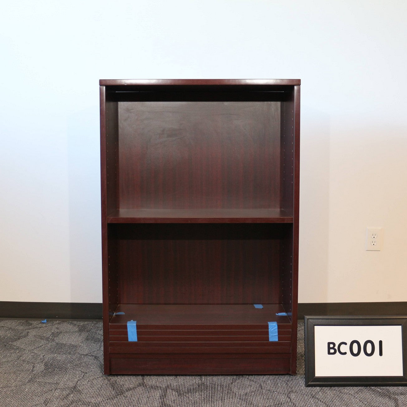 Bookcase Mahogany Laminate w 4 shelves 48"H x 32"W x 14"D