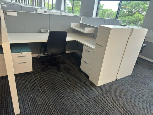 Allsteel Terrace 50"/ 43" tall 7' x 6' with surfaces 7'x5' -FF, mobile BF and personal storage shel