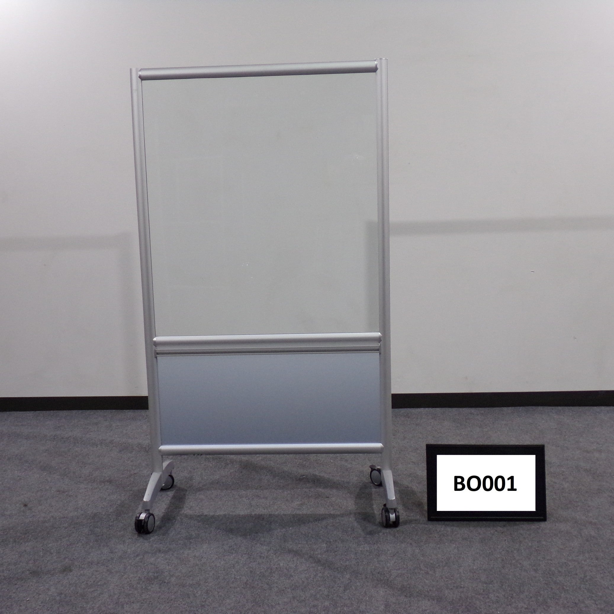 mobile Glass board