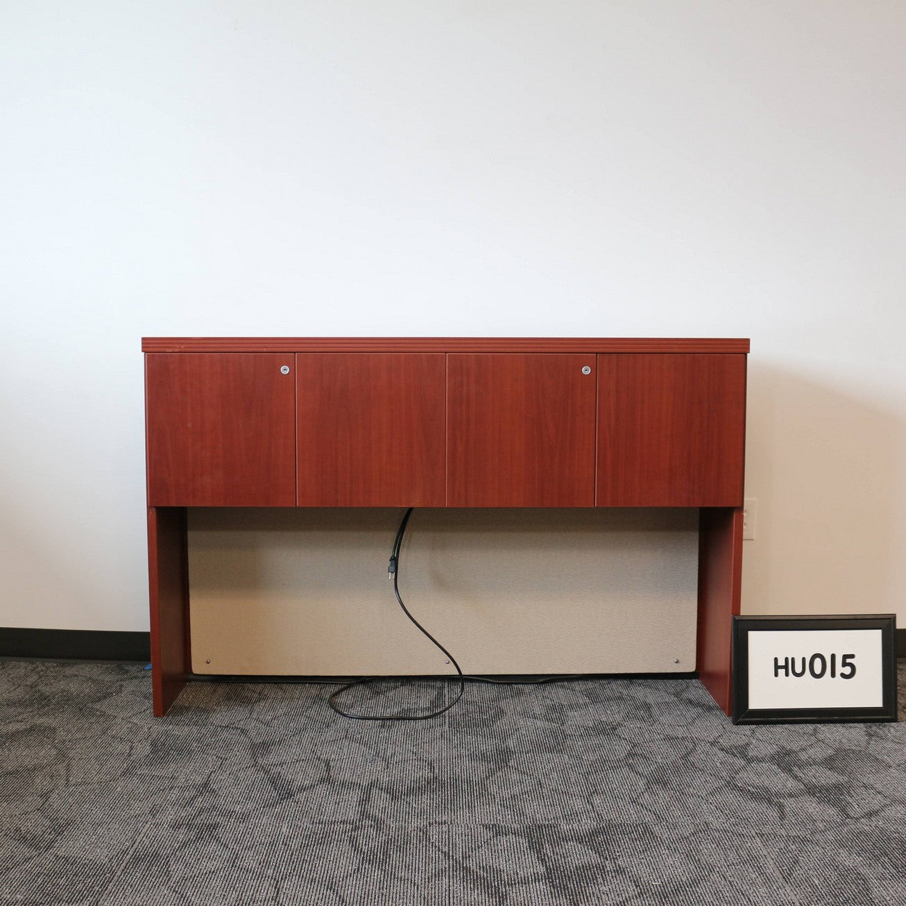 Tayco Panelink Hutch Cherry Laminate w/ 4 doors, Task Lighting and Tack Board. 60" x 39" 15"