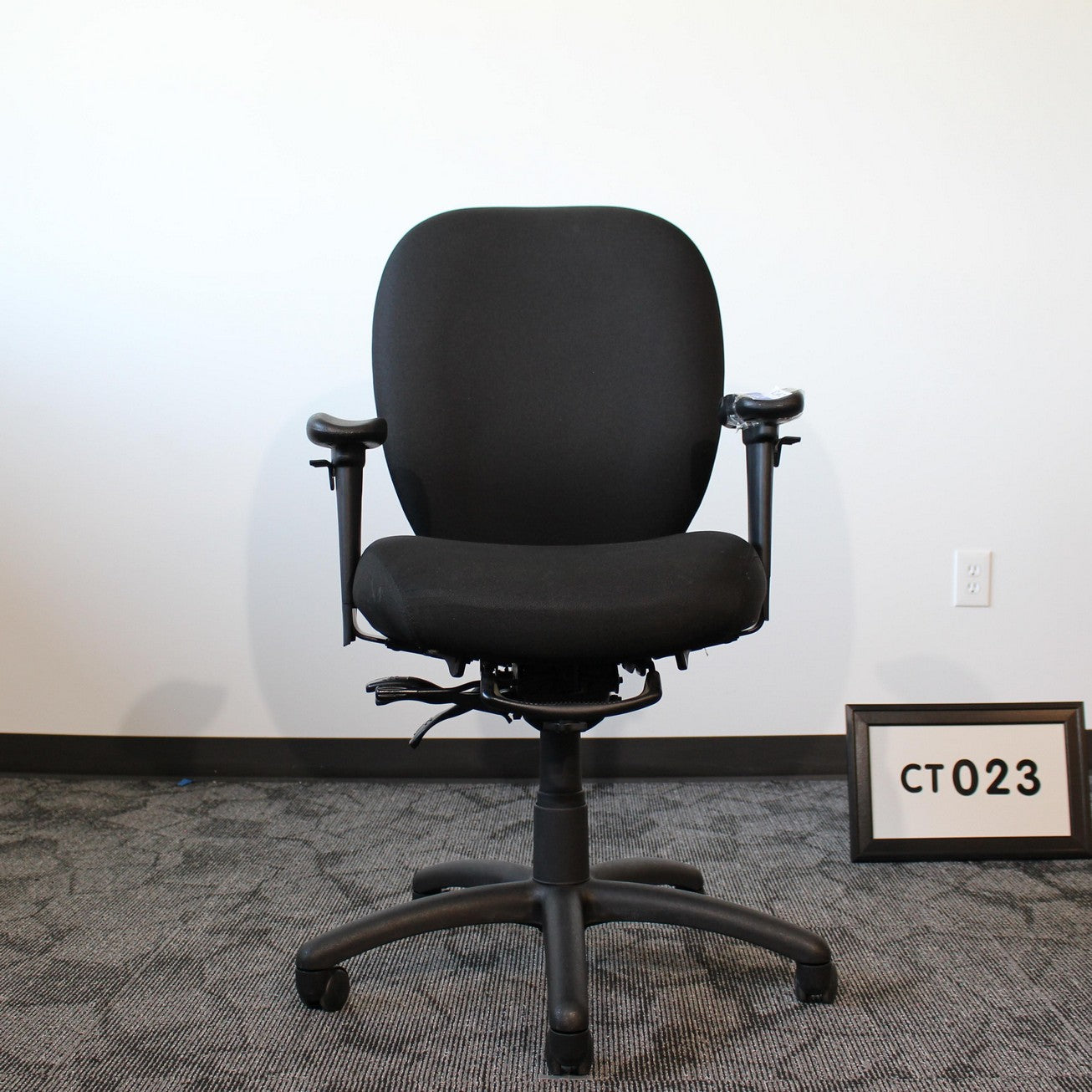 Global Black Fabric Task Chair